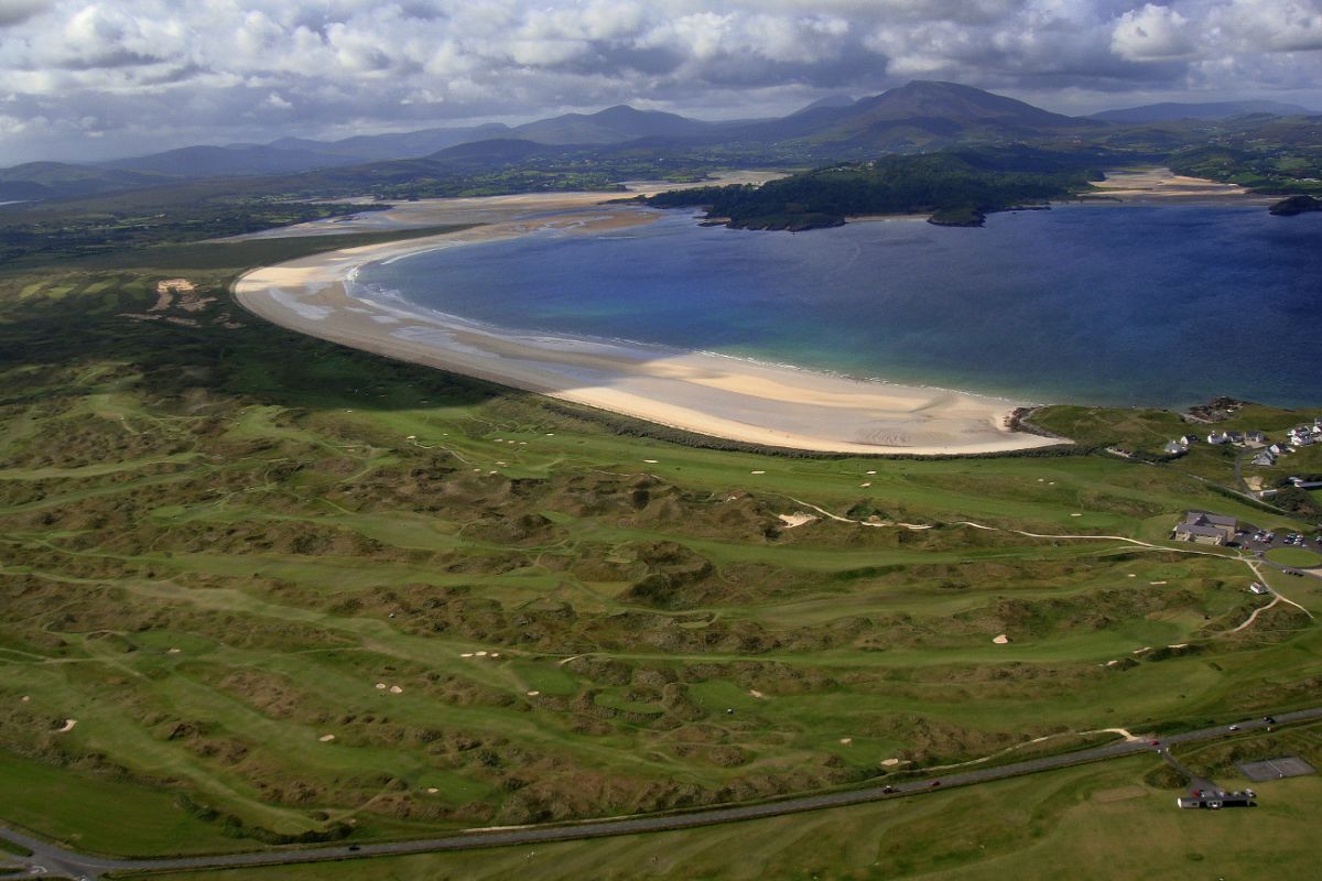 Golfreise Irland: Rosapenna Hotel & Golf Resort aus der Luft